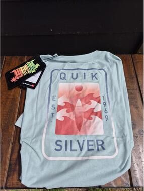 Quiksilver Ombre Surfboard Graphic T-Shirt XL Extra Large New $40 MSRP
